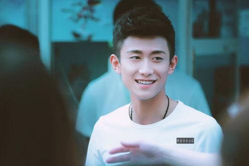 张一山圈内人爆料,娱乐圈背后的真实故事